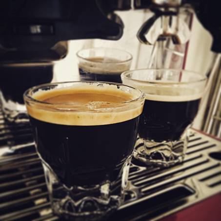 https://coffeegeek.tv/wp-content/uploads/2021/10/Two-Libbey-Duratuff-Cortado-Glasses-Gibraltar-Rocks-Glass.jpg