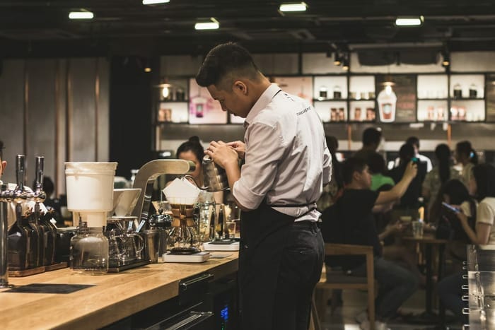 What Is A Coffee Barista How To Become One 2021 A Z Guide