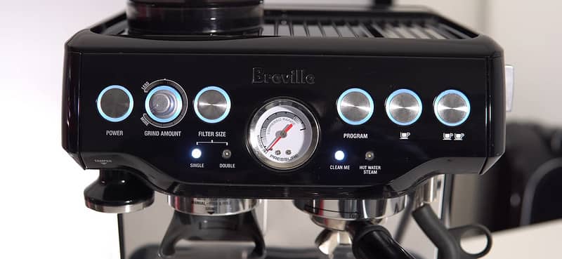  Turn on the Breville machine