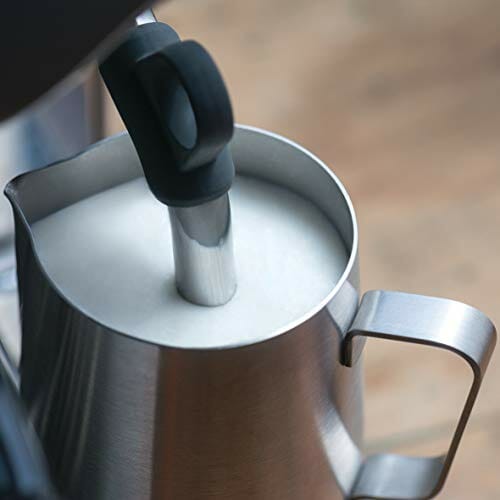 The self-cleaning steam wand of Breville Oracle Touch delivers barista-quality microfoam automatically