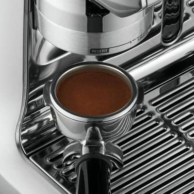 Breville coffee machines use precisely 18 - 22g of ground coffee to produce a robust and strong brew