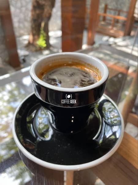 Prepare a double espresso shot when making a Mochaccino
