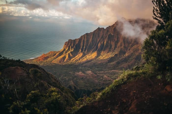  Mountain view of Kona, Hawaii