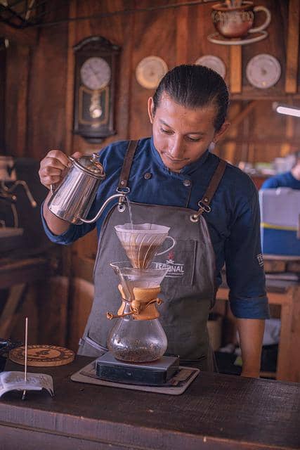 The coffee-to-water ratio for Chemex is 1:16 - 1:17
