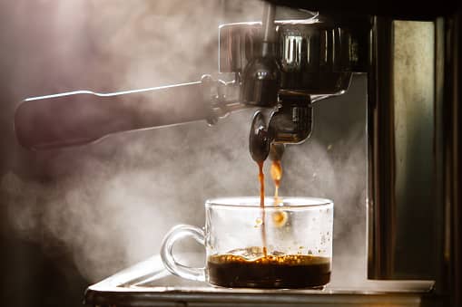 An espresso should only be brewed for 20 to 30 seconds. 