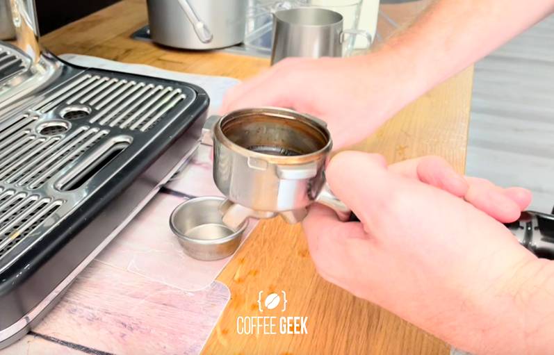 Clean the group head as frequently as you can, as the quality of the coffee is directly related to its cleanliness.