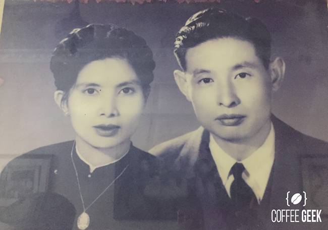 Nguyen Van Giang (right) & his wife.