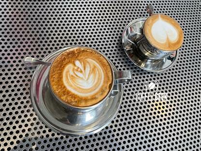 Cappuccino and Flat white in MAX Coffee, Chiangmai, Thailand