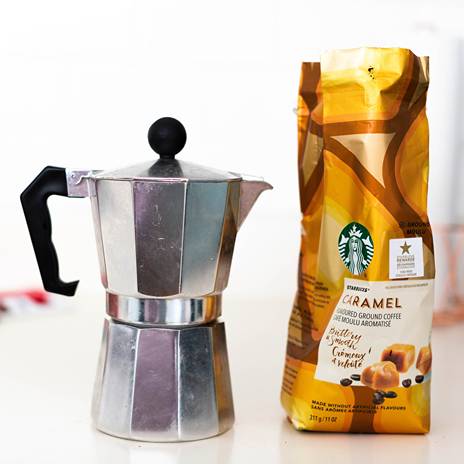 Caramel flavor adds just the right touch of richness to this Blonde roast coffee. 