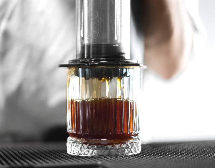 Knowing how to replace an AeroPress plunger seal can save you money and save your coffee.