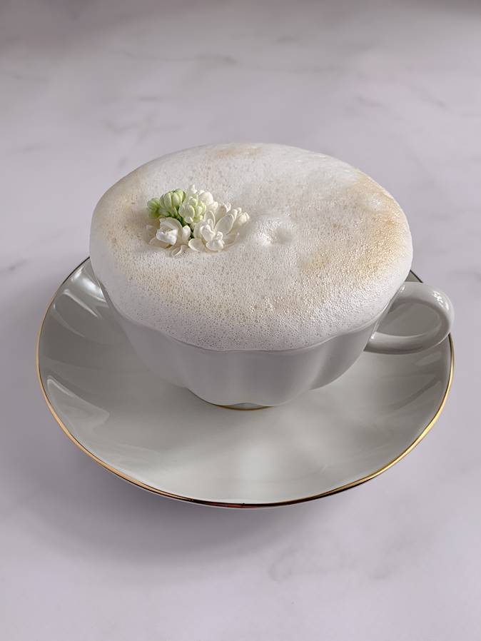 What does a bone-dry cappuccino taste like?