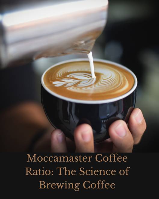 Moccamaster Coffee Ratio: Hands of a person pouring coffee in a black coffee mug